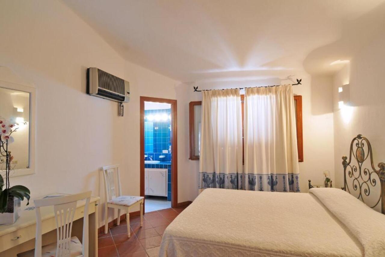 Hotel Il Piccolo Golf Porto Cervo Kültér fotó