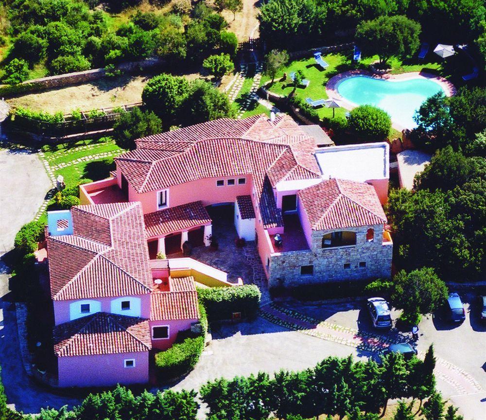 Hotel Il Piccolo Golf Porto Cervo Kültér fotó