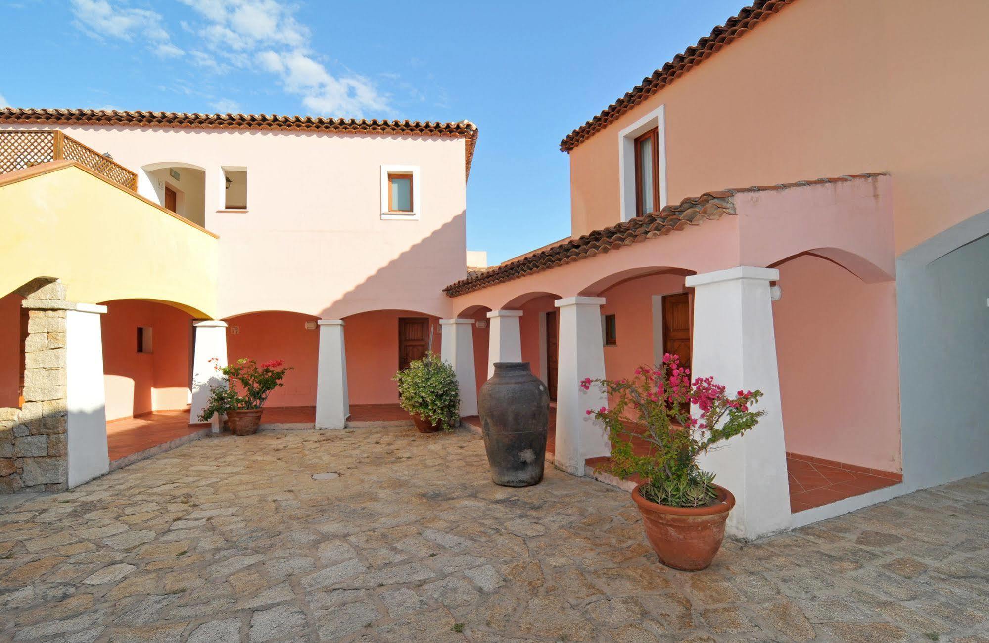 Hotel Il Piccolo Golf Porto Cervo Kültér fotó